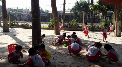 BÀI TUYÊN TRUYỀN “XÂY DỰNG TRƯỜNG MẦM NON LẤY TRẺ LÀM TRUNG TÂM”