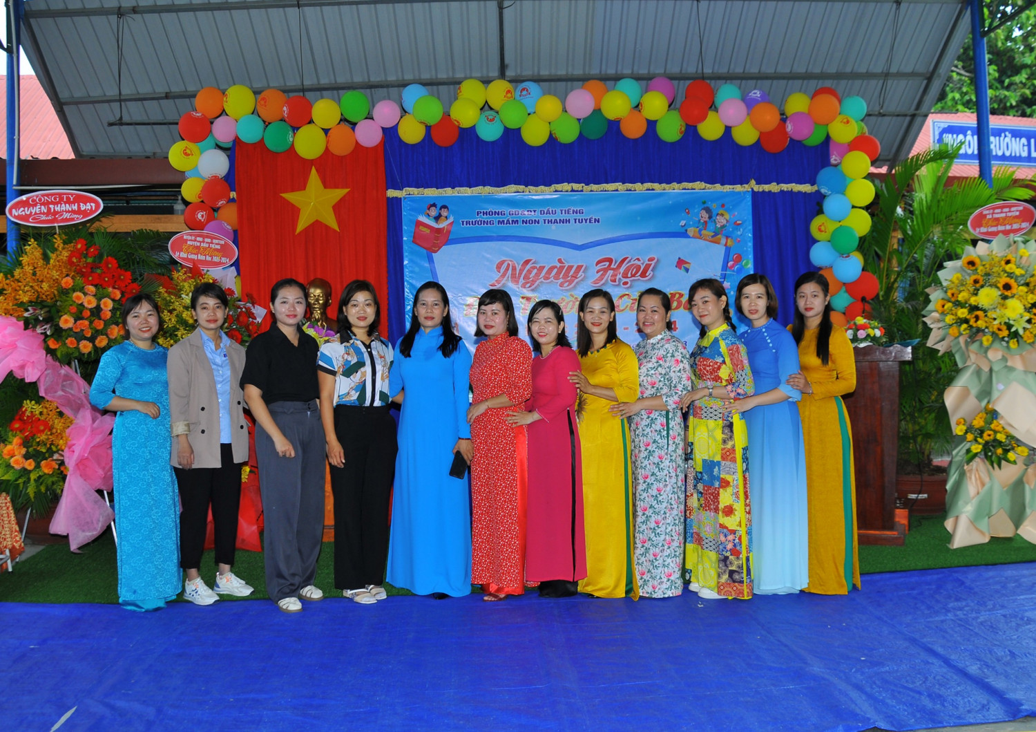 Khen thưởng năm học 2019-2020